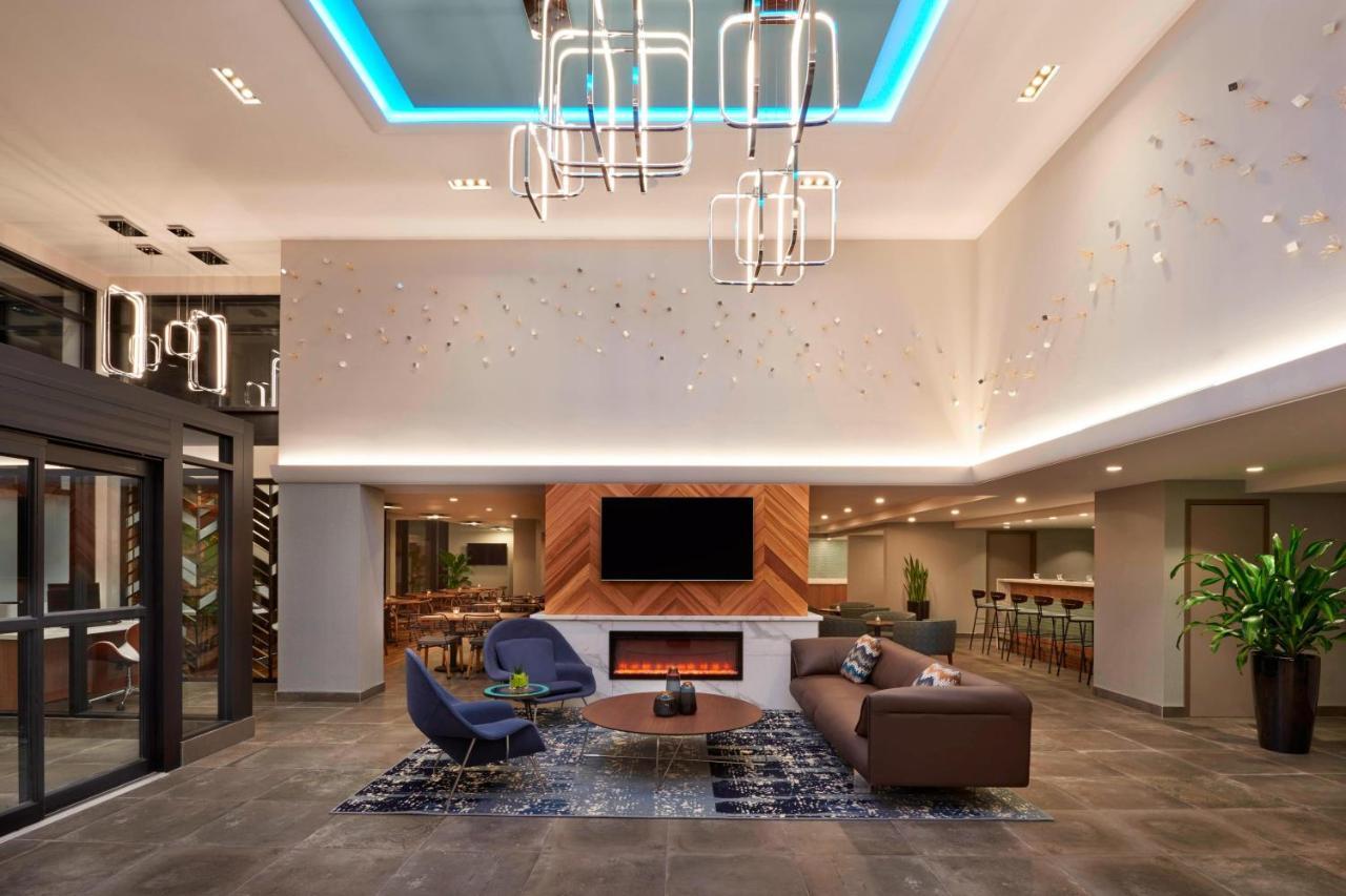 แฟร์ฟิลด์ บาย แมริออท มอนทรีออล ดาวน์ทาวน์ Hotel มอนทรีอัล ภายนอก รูปภาพ