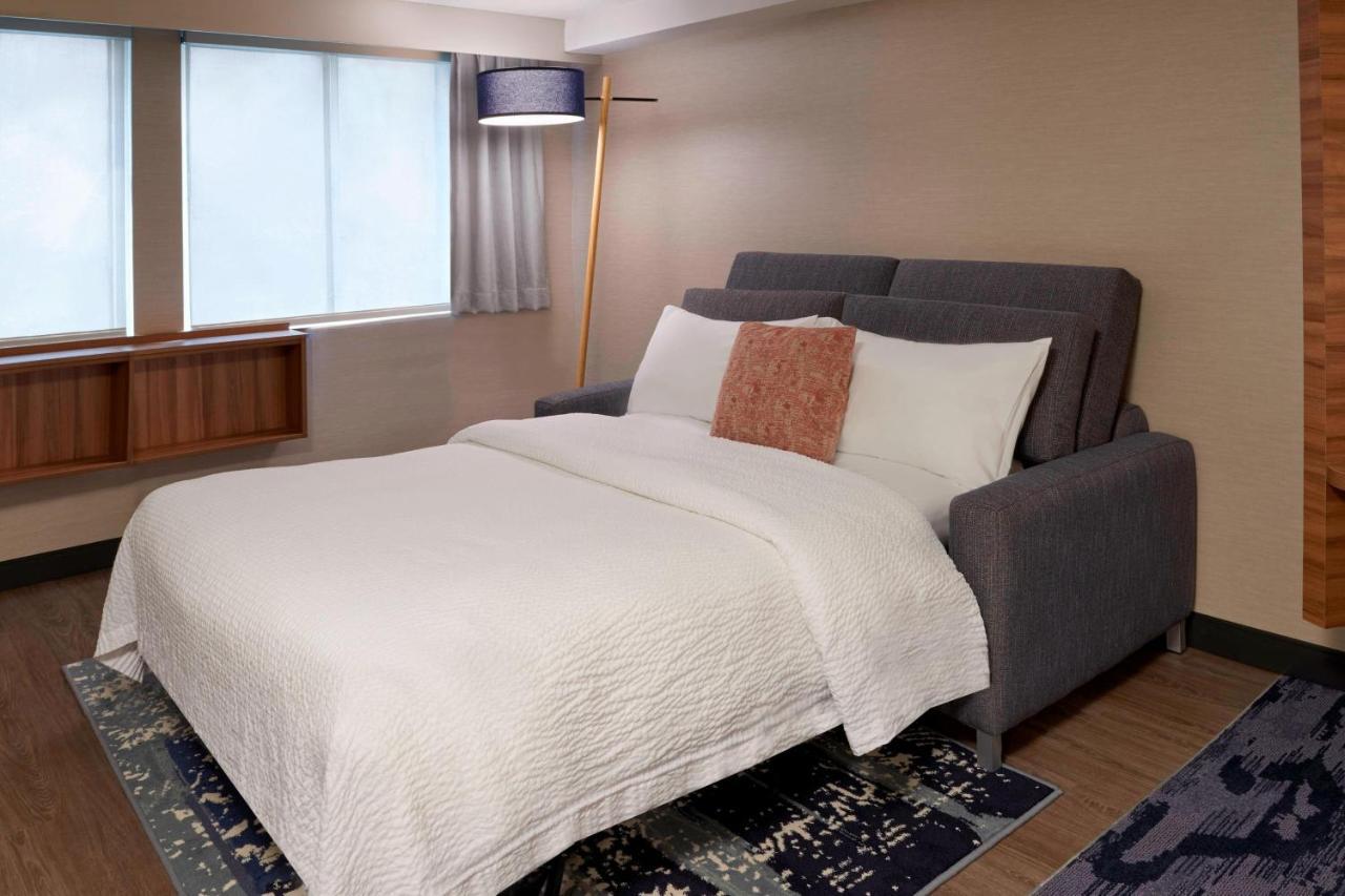 แฟร์ฟิลด์ บาย แมริออท มอนทรีออล ดาวน์ทาวน์ Hotel มอนทรีอัล ภายนอก รูปภาพ