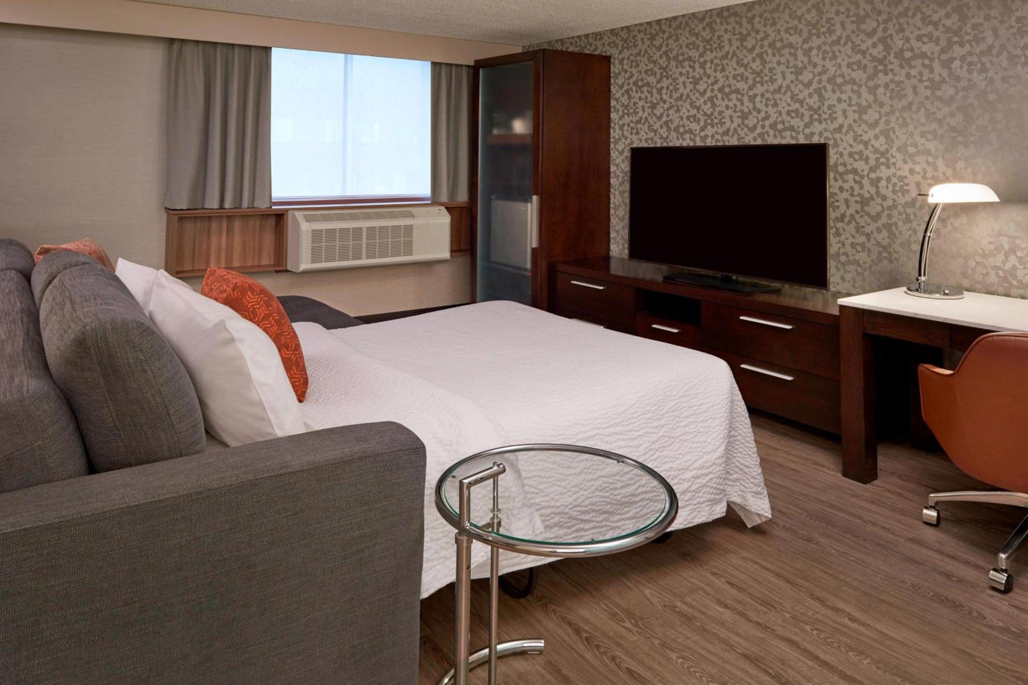 แฟร์ฟิลด์ บาย แมริออท มอนทรีออล ดาวน์ทาวน์ Hotel มอนทรีอัล ภายนอก รูปภาพ