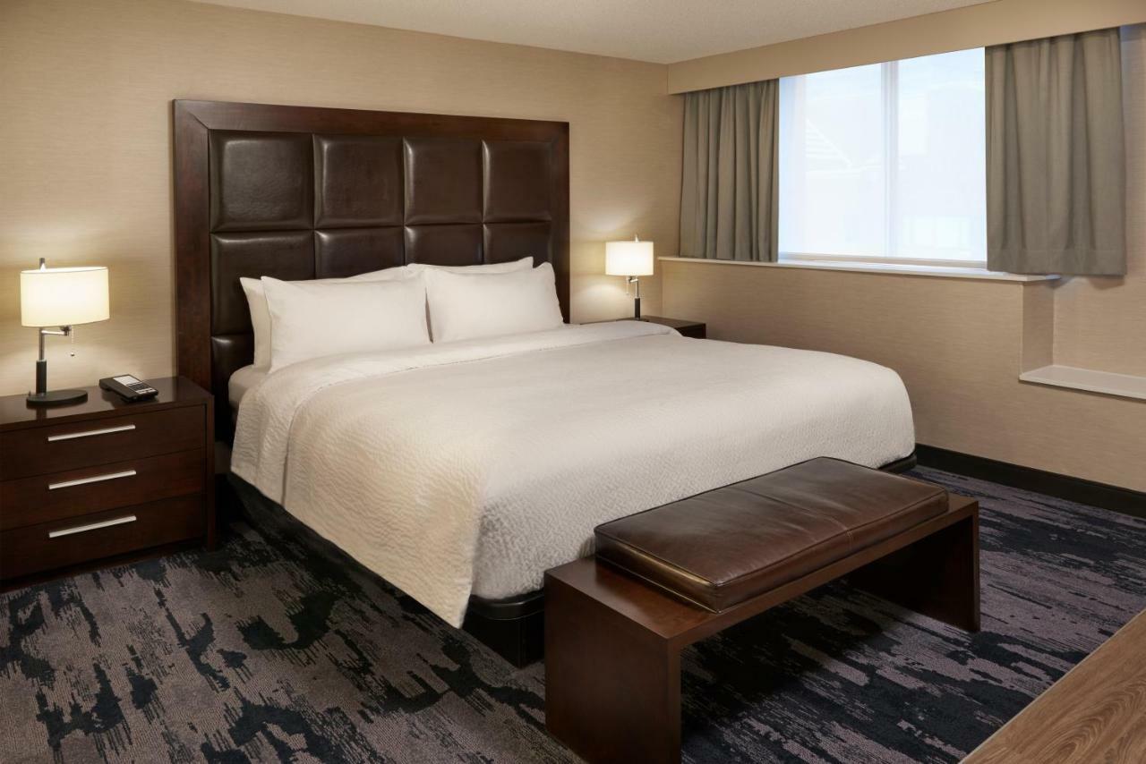 แฟร์ฟิลด์ บาย แมริออท มอนทรีออล ดาวน์ทาวน์ Hotel มอนทรีอัล ภายนอก รูปภาพ